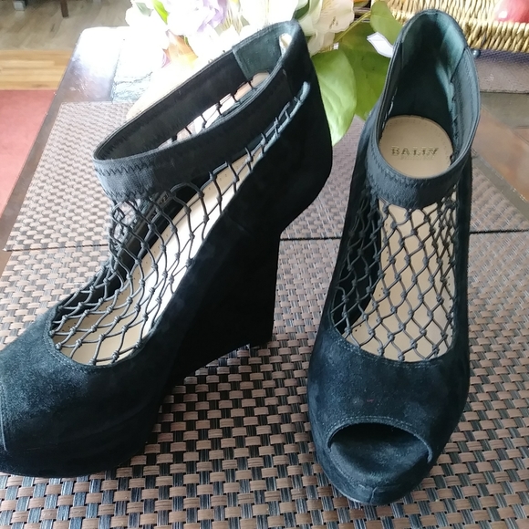 BALLY Switzerland .size 7.5. - Picture 1 of 14